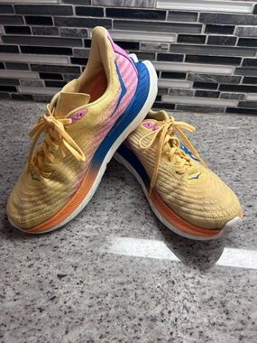 Hoka One One Mach 5 Women's Running Shoes - Yellow with Pink and Blue size 9